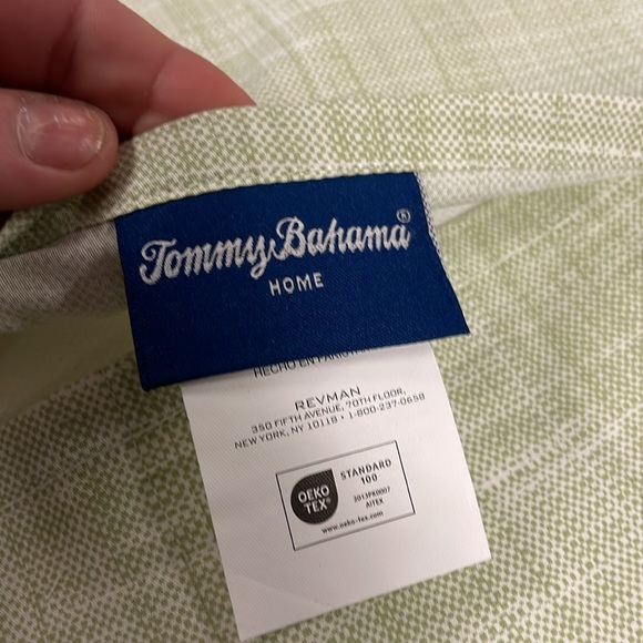 NWOT Tommy Bahama Indoor Throw Pillows - Picture 3 of 6